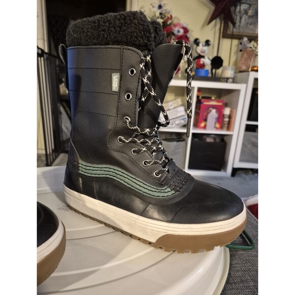 Vans Standard Mid Snow MTE Black Multi Women\'s size 7.5 Winter Water Cozy M Sz 6 main image 5